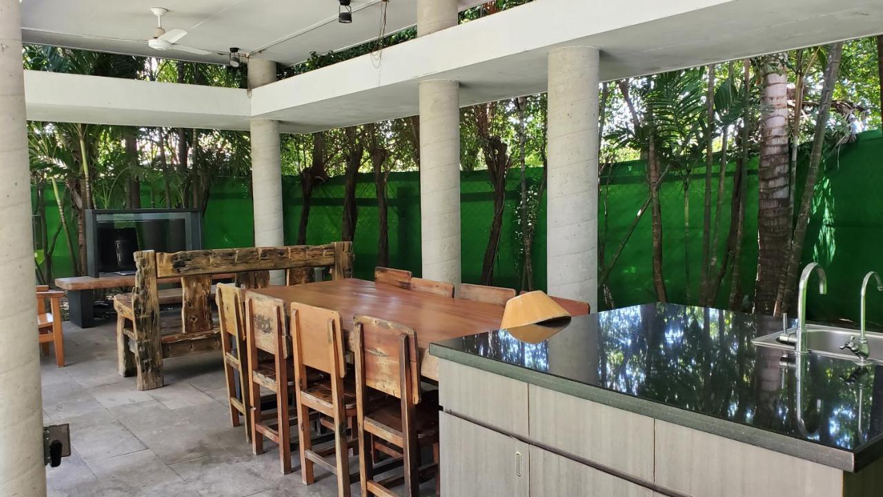 Fu Wan Cafe Villa Donggang Esterno foto